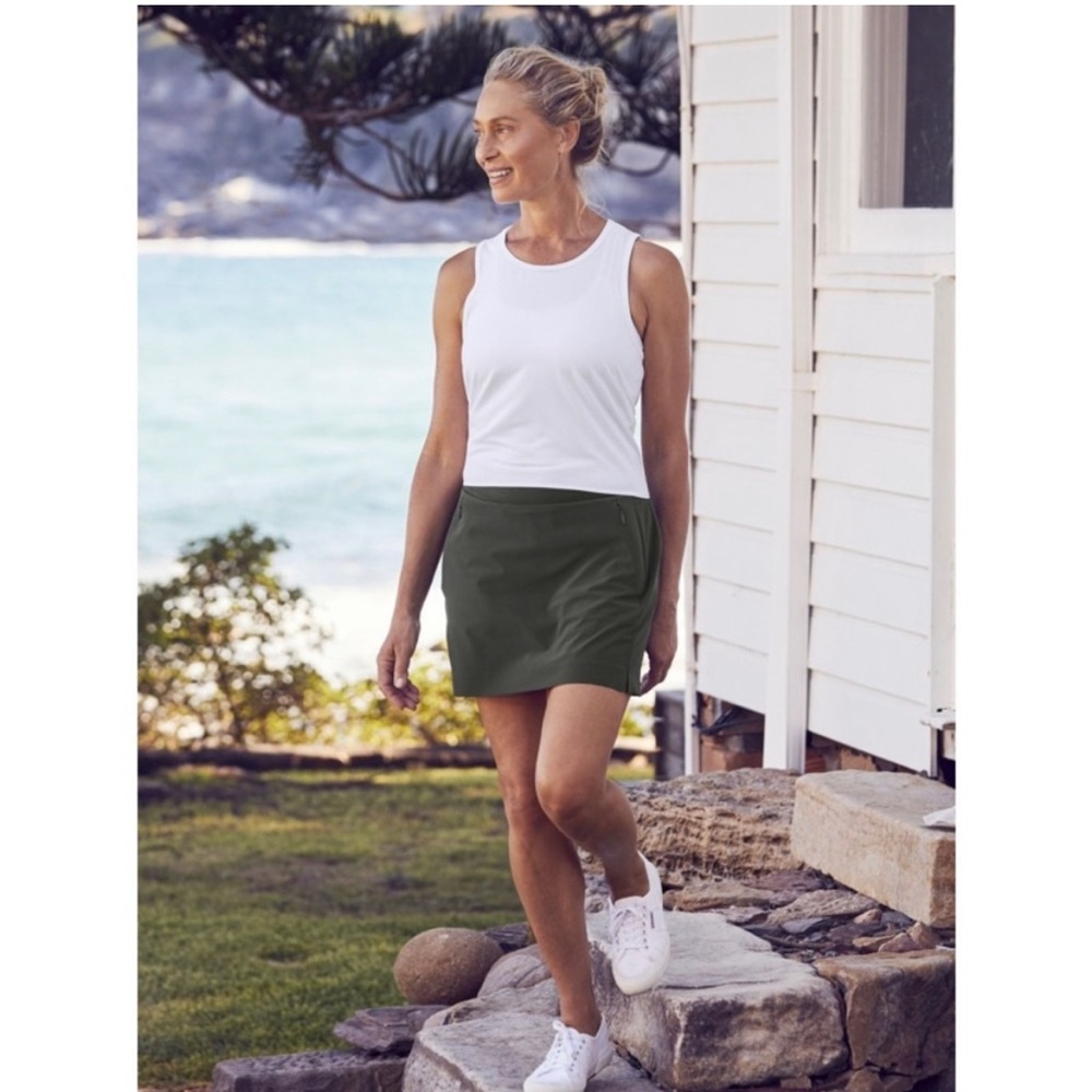 Athleta soho skirt